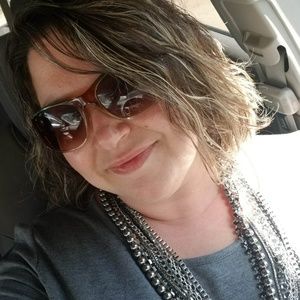 Meet your Posher, Kellie